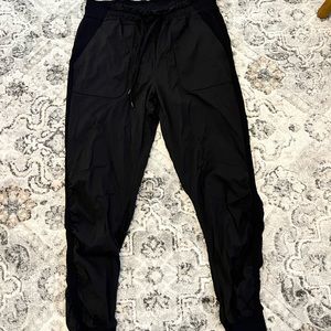 Women’s Lululemon Joggers Size 12.